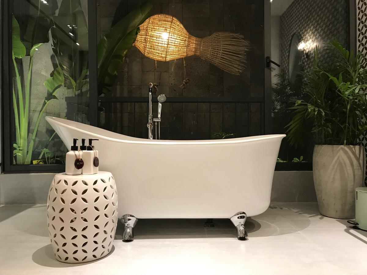 Moc Lan Boutique Hotel (Adults Only) Дананг Экстерьер фото