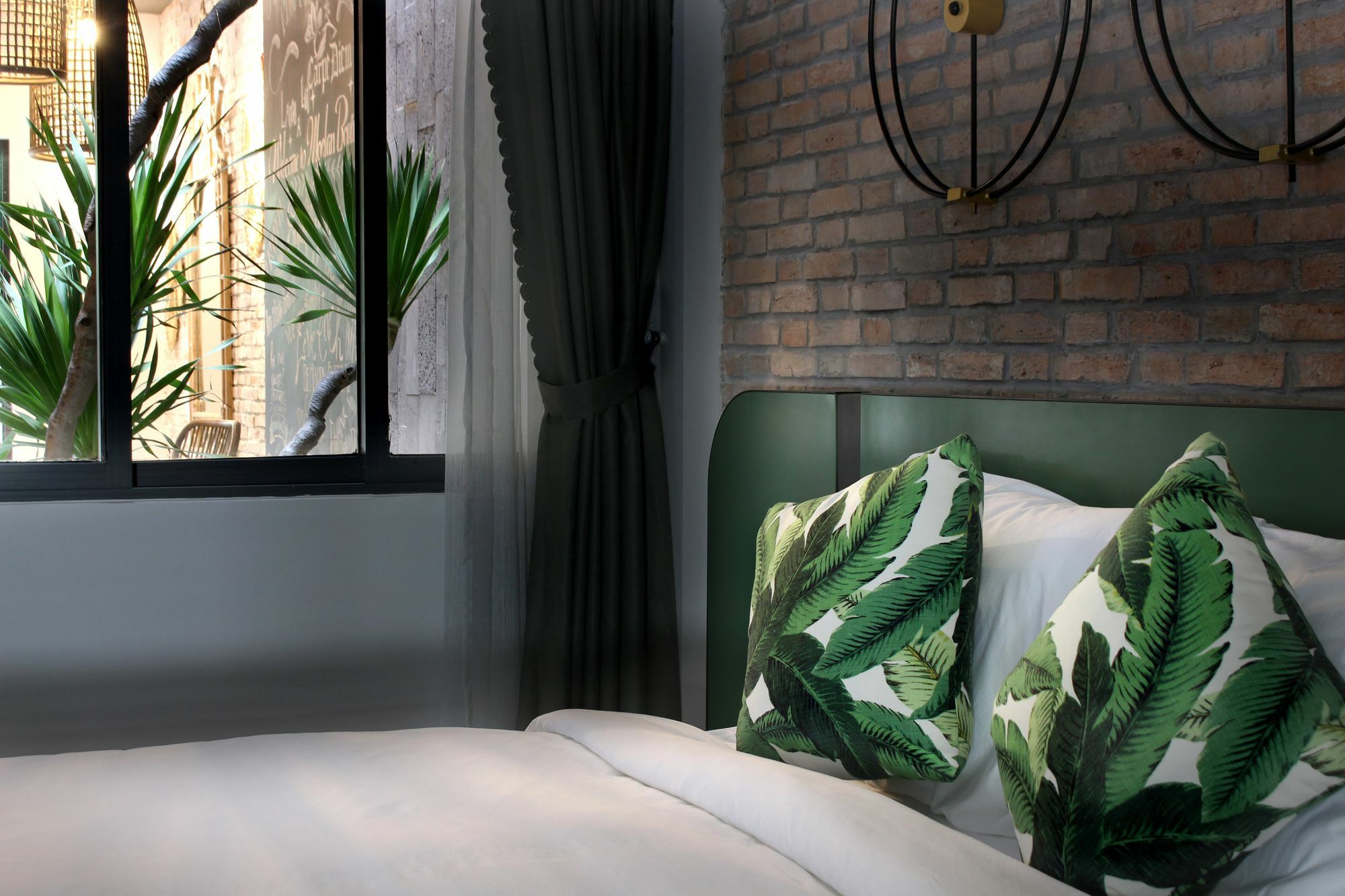 Moc Lan Boutique Hotel (Adults Only) Дананг Экстерьер фото